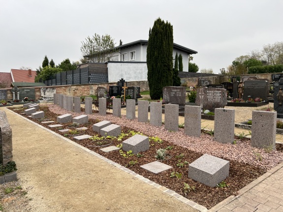 Alter Friedhof_Urnengarten_4